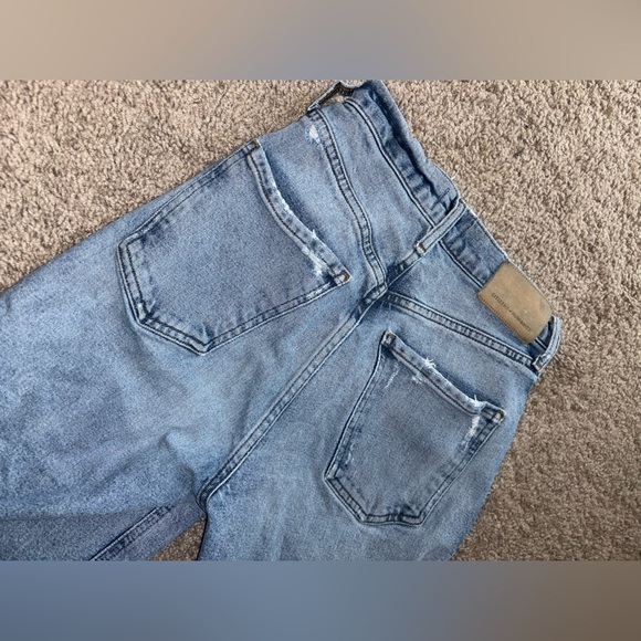 Citizens Of Humanity PALOMA style Light Blue Straight Leg Jeans Aritzia Brand! - Picture 9 of 9